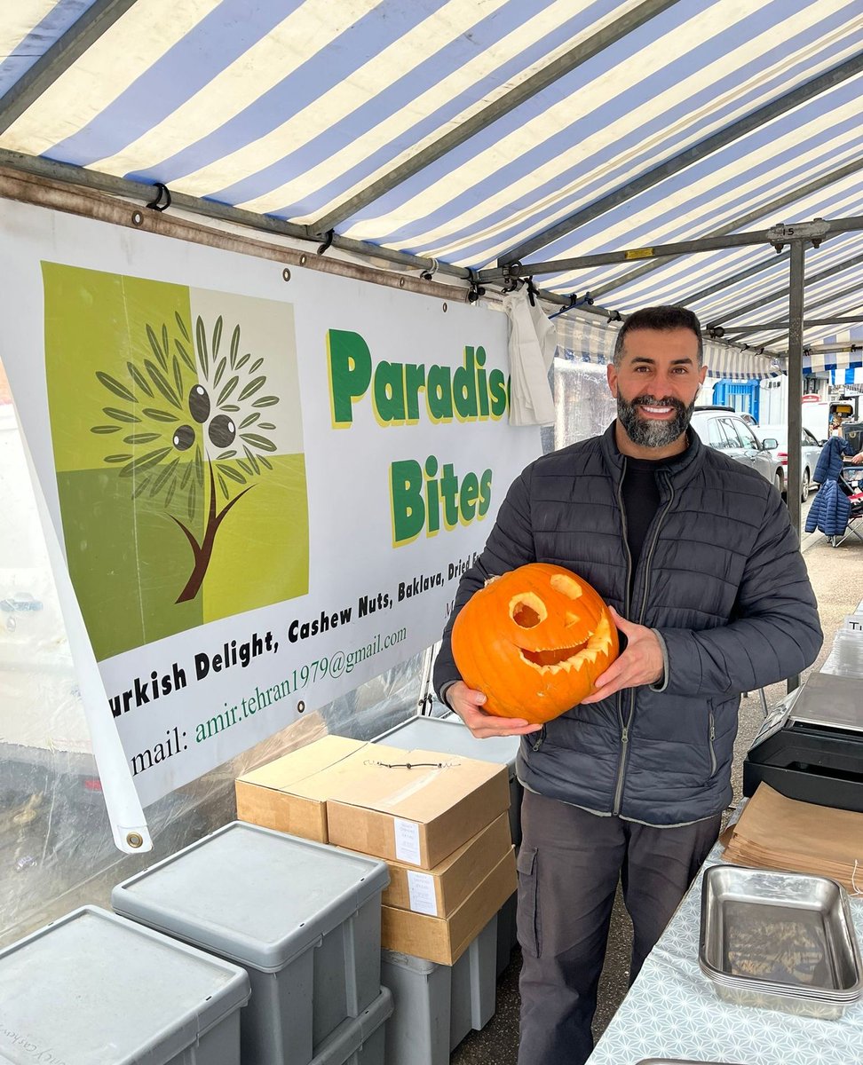 🎃👻 Happy Halloween from Ludlow Market! 👻🎃

It's our Halloween Market today!🎃✨

See you there… if you dare! 🕷️👀

#Loveludlow #visitludlow #visitshropshire #halloweeninludlow