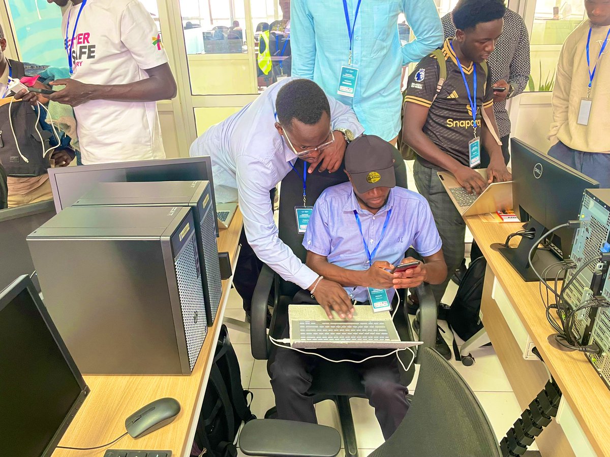 milimatechug's tweet photo. Teams are locked in and ready to tackle the CTF challenge! Let the coding, hacking, and problem-solving begin! Good luck to all participants
#CTF #CyberSecurity #OCSAM24 https://t.co/8fGdTrBZxy