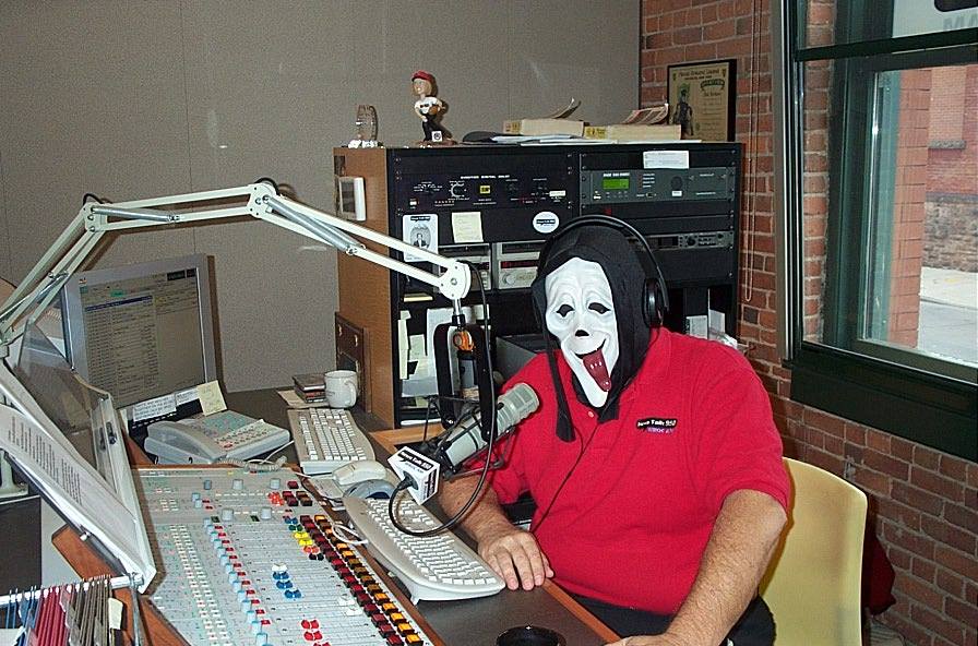 trafficcommand's tweet image. Happy Halloween! A flashback to my days hosting the morning news on WROC-AM at Entercom in Rochester.