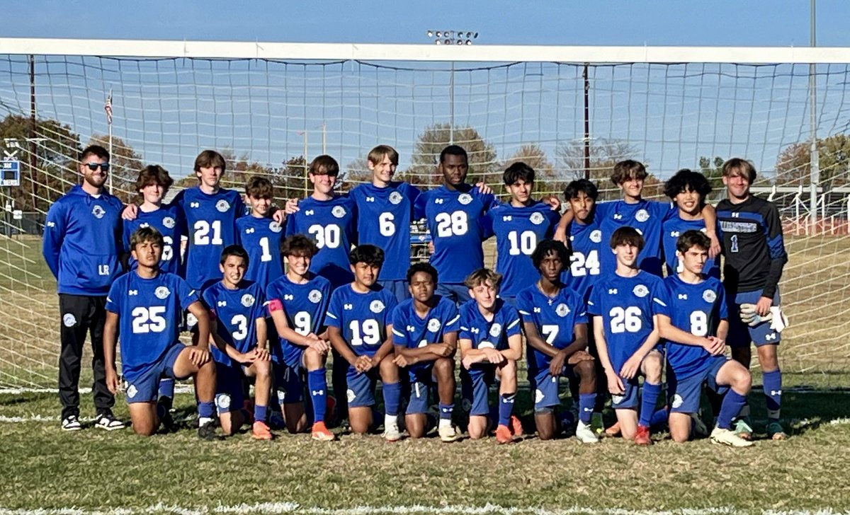 BraveBSoccer's tweet photo. Shout out to our JV boys! Coach Rossi’s lads finished the season yesterday with an impressive 10-2-4 record. The future is bright! https://t.co/TesZ7p2yHB