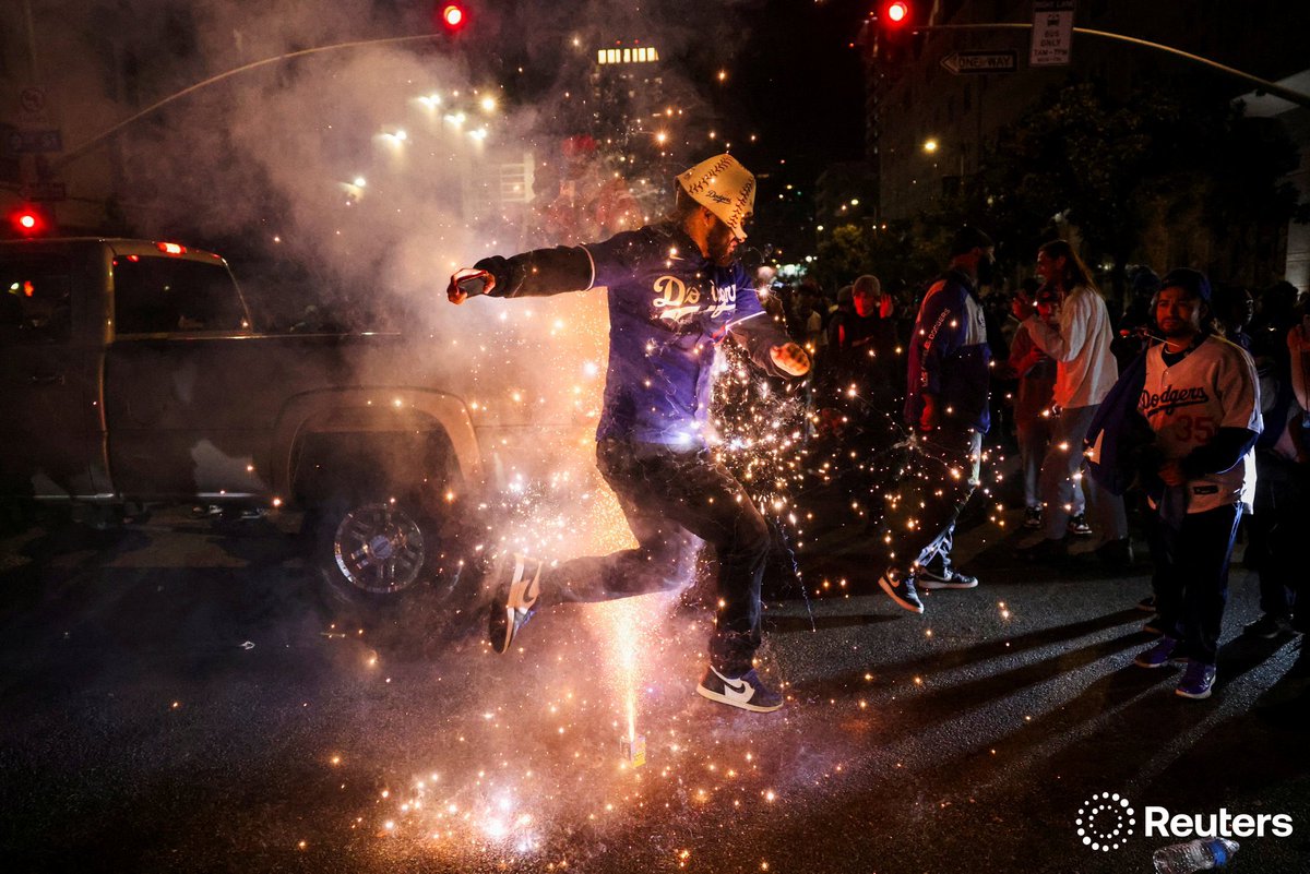 corinne_perkins tweet media