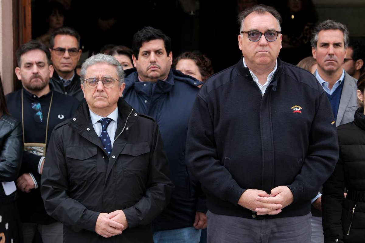 No tenemos palabras ante los efectos que la DANA está causando en nuestro país. 

Desde <a href="/TurismoAND/">Consejería de Turismo y Andalucía Exterior</a>, nos sumamos al minuto de silencio en recuerdo de las víctimas mortales. Mi agradecimiento a las Fuerzas y Cuerpos de Seguridad del Estado por su incansable labor en estos momentos