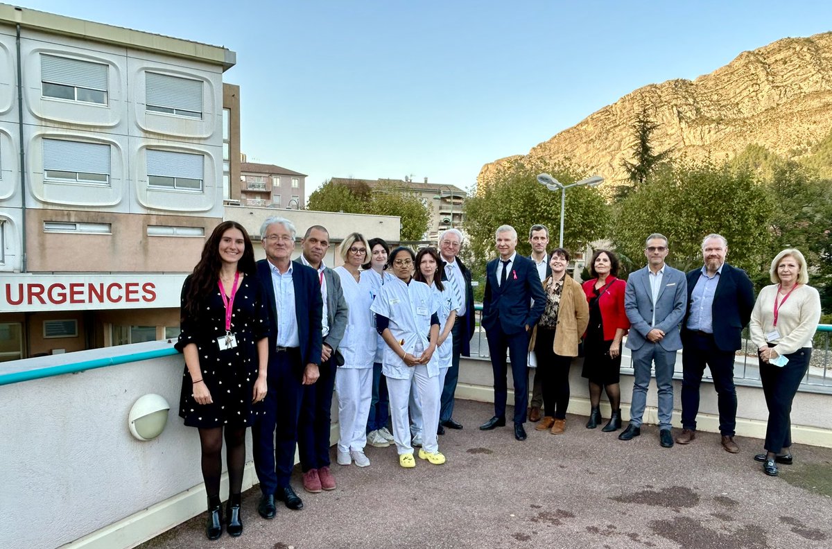 Yann Bubien (@yannbubien) on Twitter photo Avec les équipes de l’hôpital de Sisteron et le Maire <a href="/spagnou/">Daniel Spagnou</a> : visite des Urgences, point sur les travaux de rénovation des services de #medecine et de #readaptation 🙏 <a href="/AlpesProvence04/">Alpes de Haute Provence</a> <a href="/alpes_du/">Alpes 1, la radio des Alpes du Sud</a> <a href="/ARSPaca/">ARS Paca</a> <a href="/BBijuDuval/">Bertrand Biju-Duval</a> <a href="/ESarlon/">Emmanuelle Sarlon</a> <a href="/MaRegionSud/">Région Sud</a> <a href="/Prefet13/">Préfet de la région Provence-Alpes-Côte d'Azur</a> Avec les équipes de l’hôpital de Sisteron et le Maire <a href="/spagnou/">Daniel Spagnou</a> : visite des Urgences, point sur les travaux de rénovation des services de #medecine et de #readaptation 🙏 <a href="/AlpesProvence04/">Alpes de Haute Provence</a> <a href="/alpes_du/">Alpes 1, la radio des Alpes du Sud</a> <a href="/ARSPaca/">ARS Paca</a> <a href="/BBijuDuval/">Bertrand Biju-Duval</a> <a href="/ESarlon/">Emmanuelle Sarlon</a> <a href="/MaRegionSud/">Région Sud</a> <a href="/Prefet13/">Préfet de la région Provence-Alpes-Côte d'Azur</a>