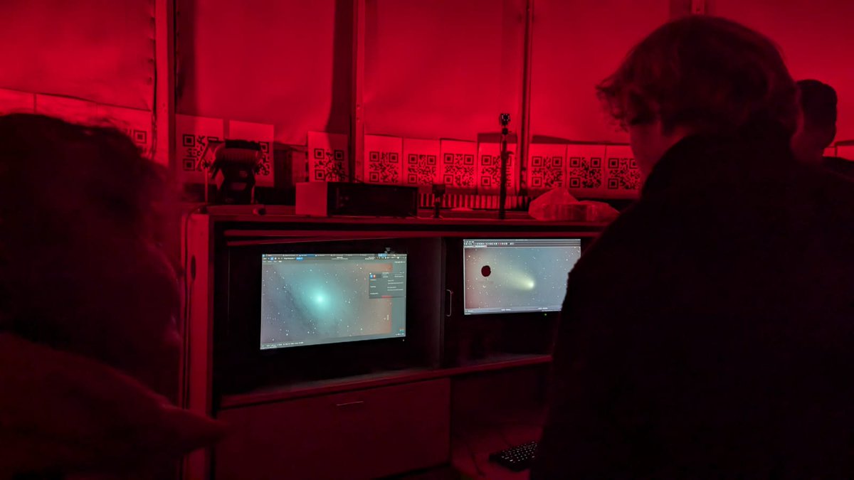 DrRemeis's tweet photo. Not only a night for astronomical observations but also virtual reality simulations, scientific talks and much fun: The #OpenDay at the observatory has been a success with almost 900 visitors. It was a pleasure to share our observatory with all of you #theobservatory  #Bamberg https://t.co/yMokLUbyBH