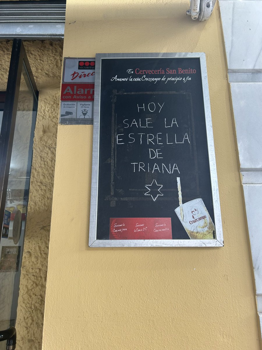 Cervecería San Benito en Luis Montoto. <a href="/rancio/">Rancio</a> <a href="/hdadlaestrella/">La Estrella</a> <a href="/AlvaroNua/">Jartible Sevillano ®</a> <a href="/el_lorenzo2/">El Psicólogo de San Lorenzo2️⃣</a>