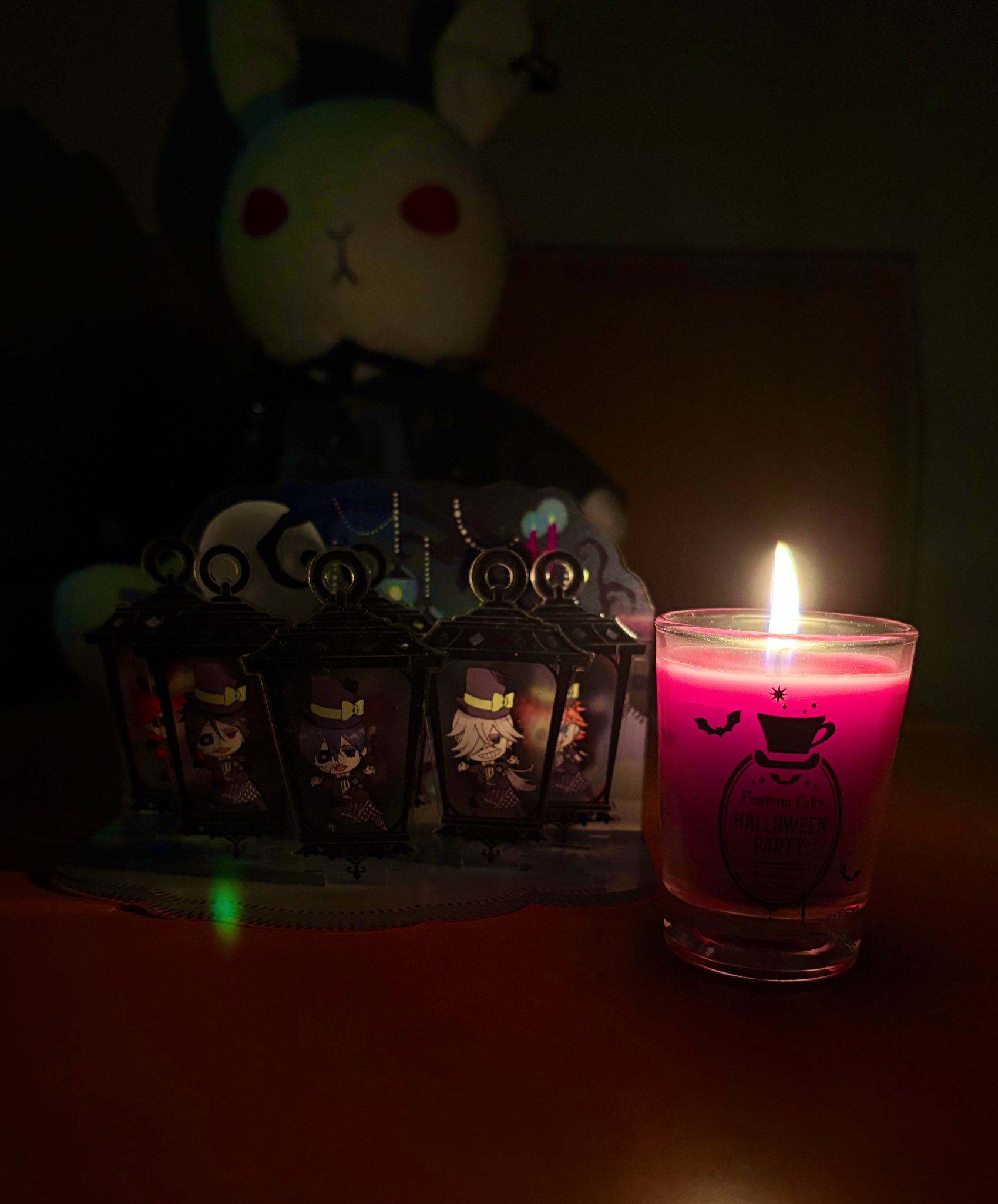 黒執事 ファントムカフェ ショットグラスキャンドル クマ🍴🎩🐺🧙‍♀️ on X: 
