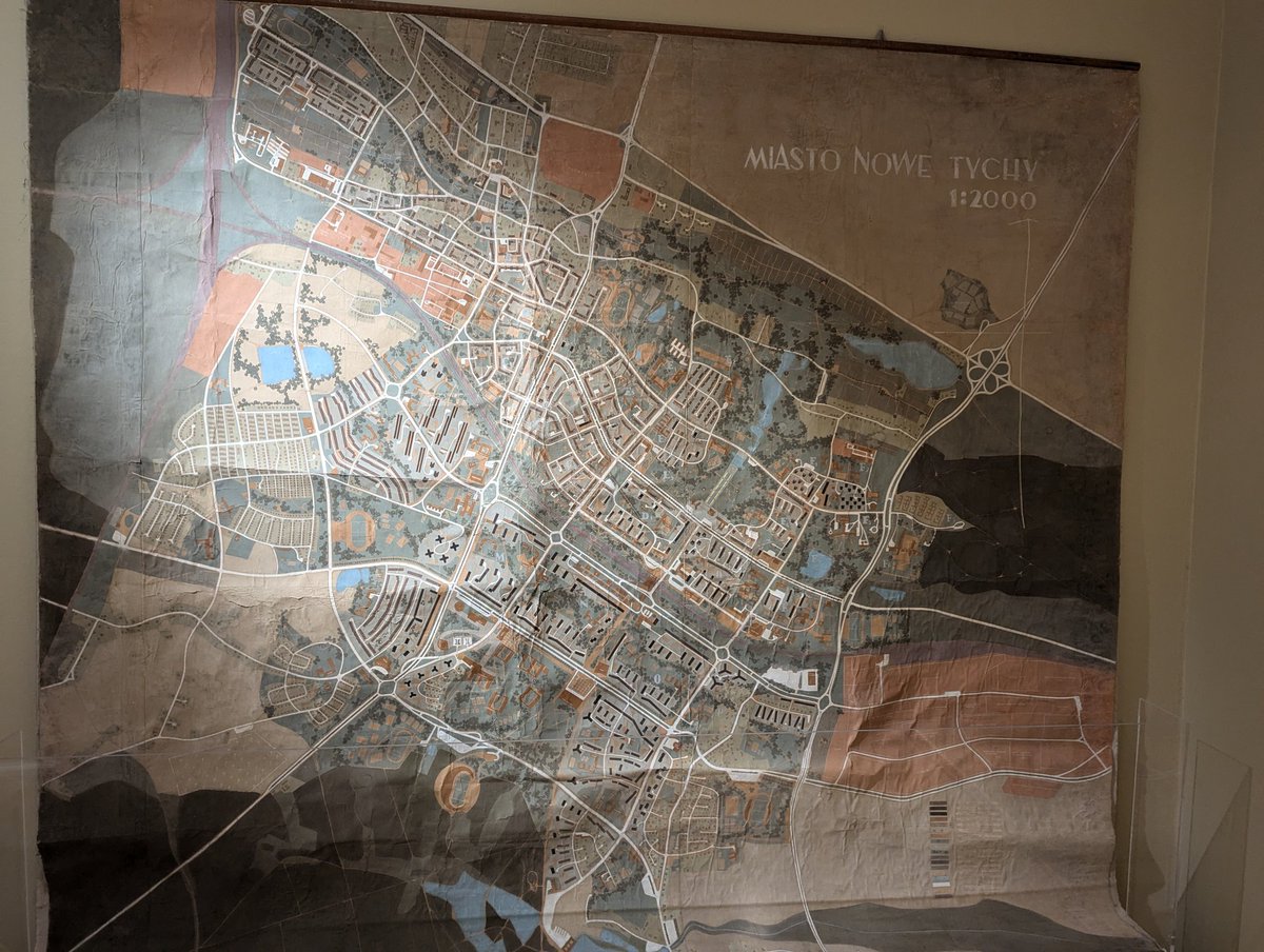 Architektura PRL 💙💛 tweet media