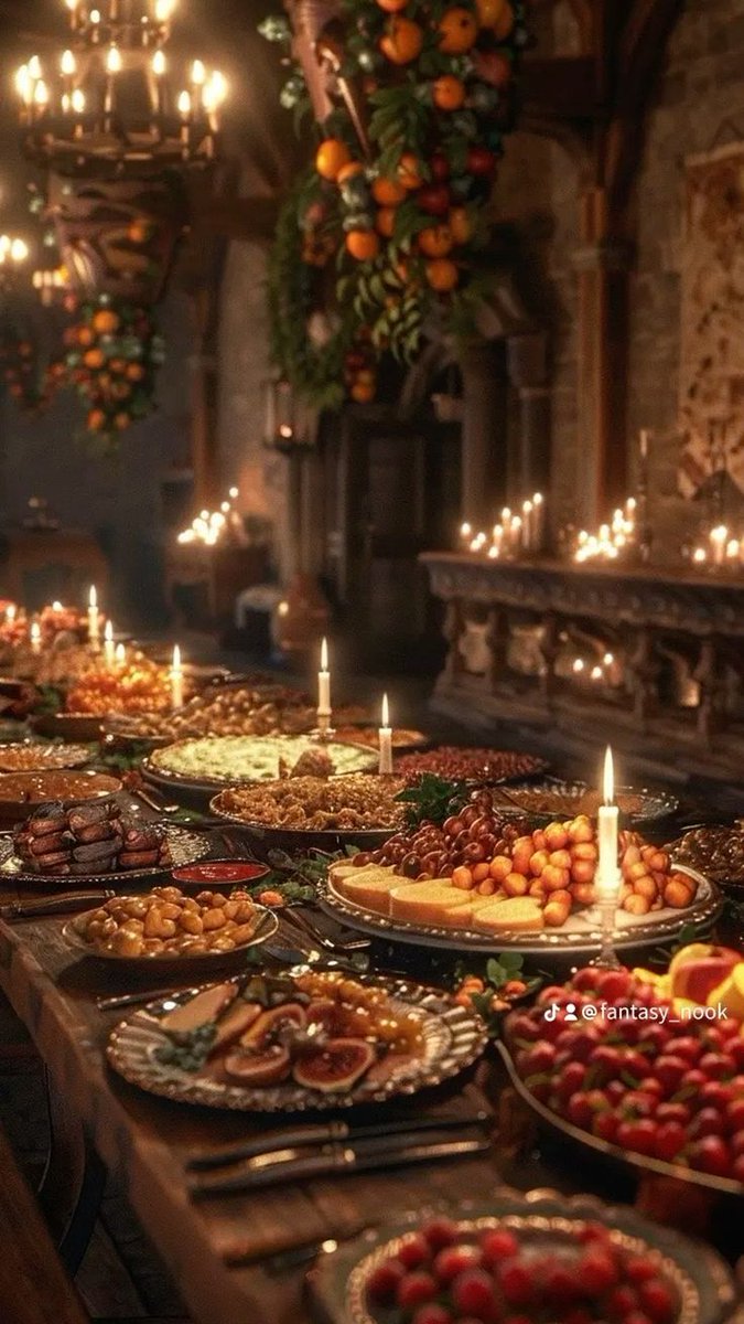 HogwartsEvent's tweet image. Hauntingly delicious dishes for a night of frights and delights.