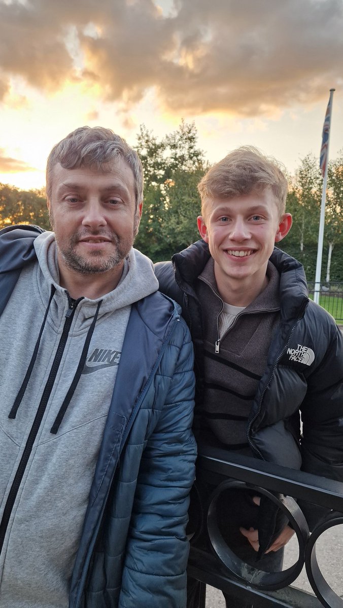 Neil Porter tweet media