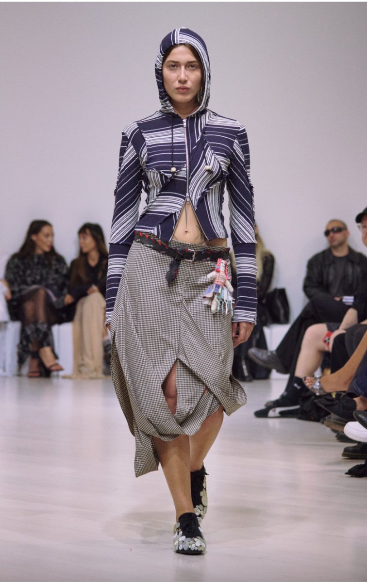 Nona Source tweet media