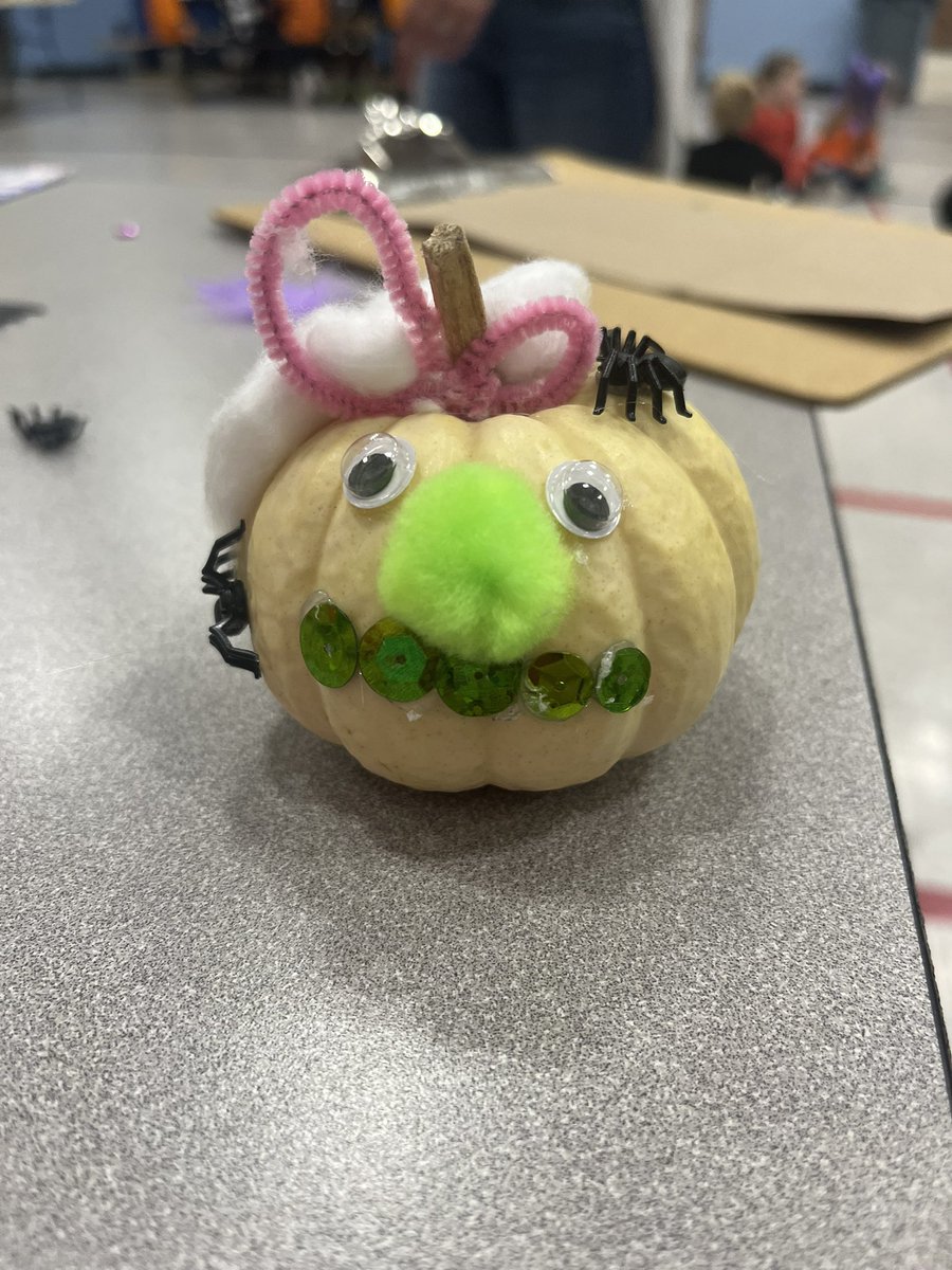 Rebecca Alves tweet media