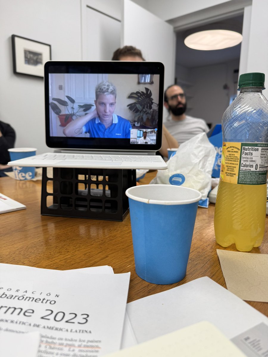 JaneyProgram's tweet image. This week in the Janey Workshop, Daniel Fermín (Politics) presented his work on Democratic Erosion through Elite Conflict: Lessons from Venezuela’s Bolivarian Revolution 🇻🇪