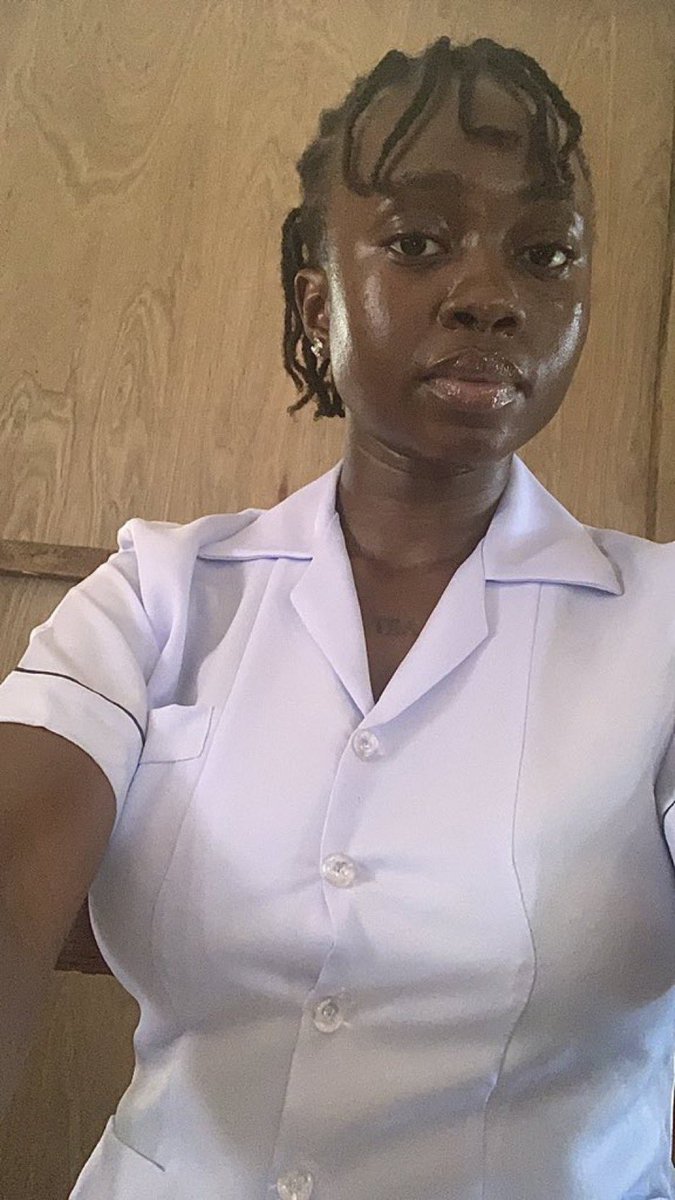 al_var0777's tweet photo. Ah the lady be nurse? https://t.co/UD9XTkwQba