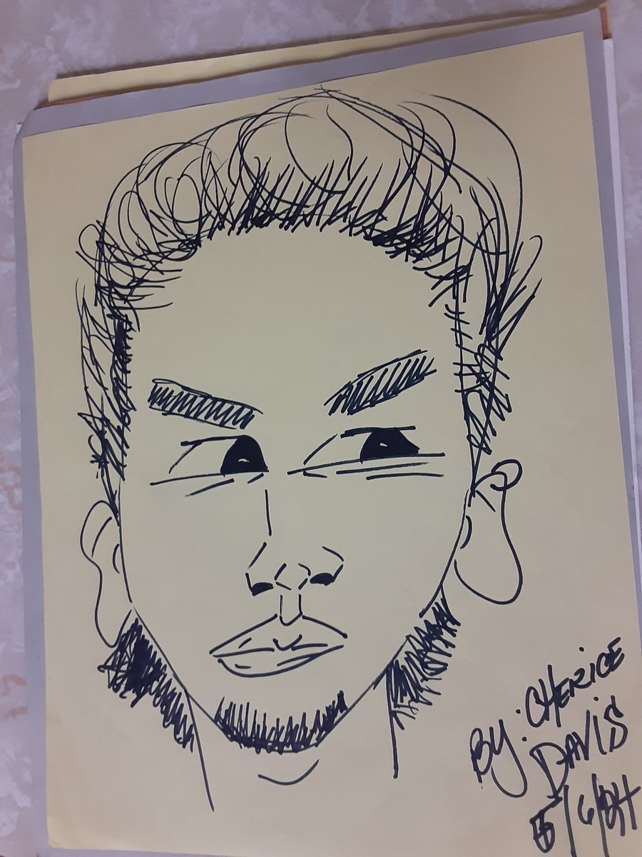 PHENOM11989's tweet photo. Drawings by me https://t.co/HVGX69m8xK