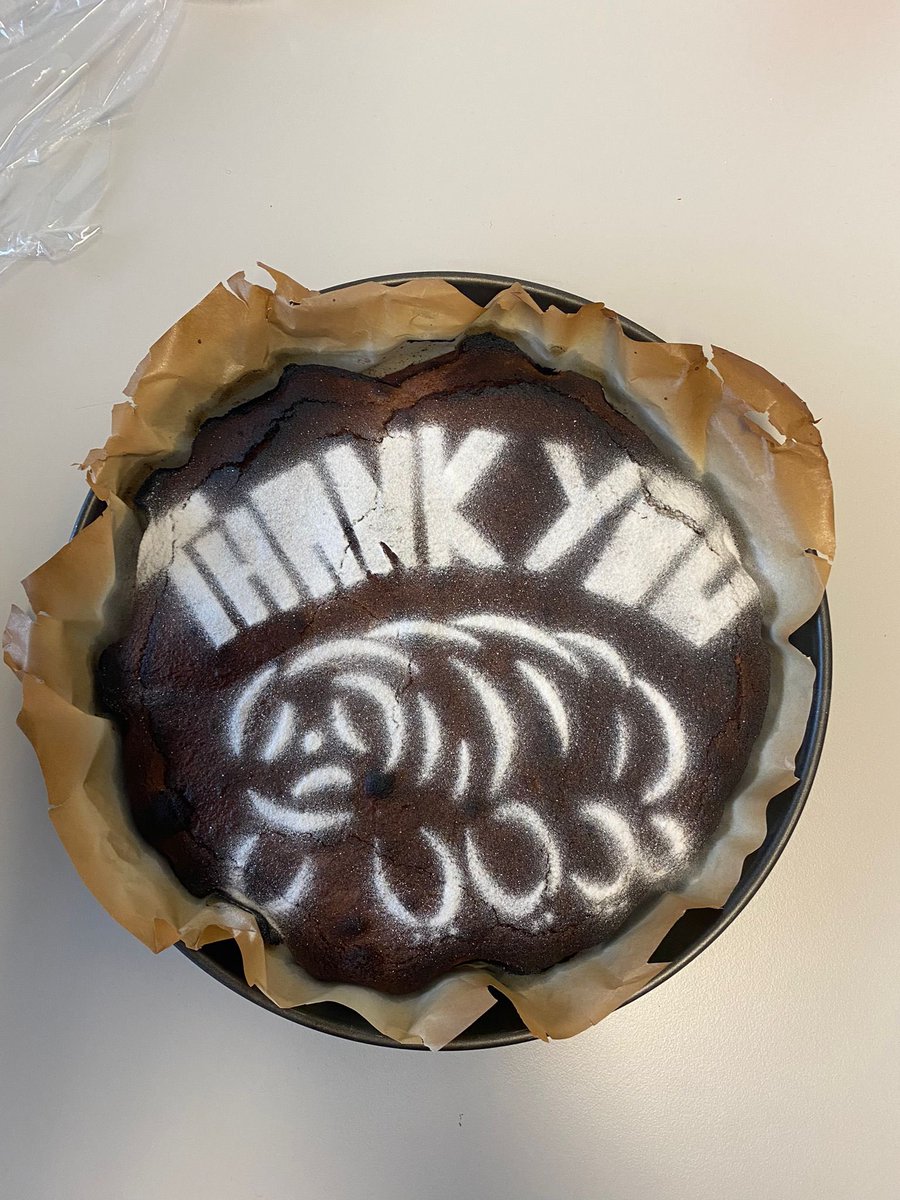 Ana I. Benítez-Mateos (@anabel_gzl) on Twitter photo Goodbyes are not so bad when a student prepares such a cute #Tardigrade cake! 😊<a href="/tardigradopedia/">Tardigradopedia</a> #NewPI Goodbyes are not so bad when a student prepares such a cute #Tardigrade cake! 😊<a href="/tardigradopedia/">Tardigradopedia</a> #NewPI