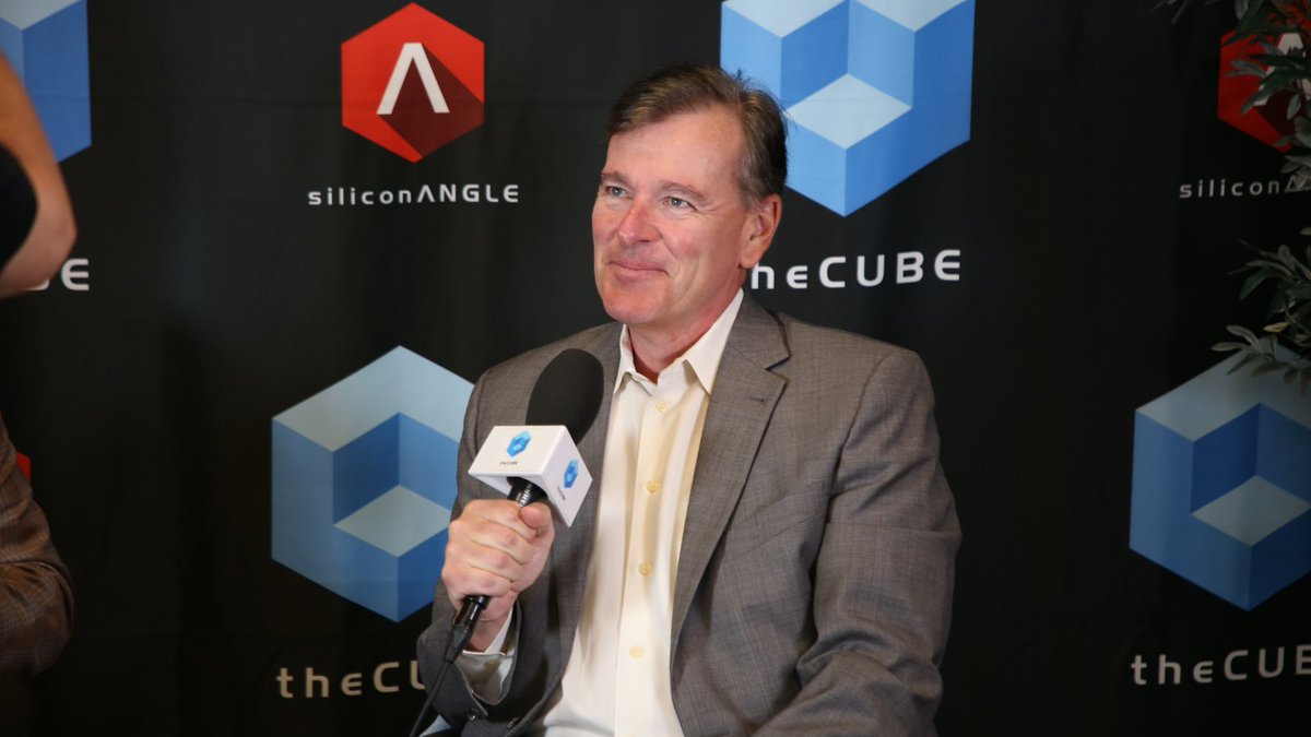 theCUBE's tweet image. Analyst hot takes from #DattoCon 2024 ⚡New #AnalystANGLE with @theCUBEresearch’s Christophe Bertrand!
thecuberesearch.com/kaseyas-dattoc…

In this episode, Bertrand recaps key themes revealed at @Kaseya’s DattoCon in Miami Beach, exploring the crucial role of Managed Service Providers in…