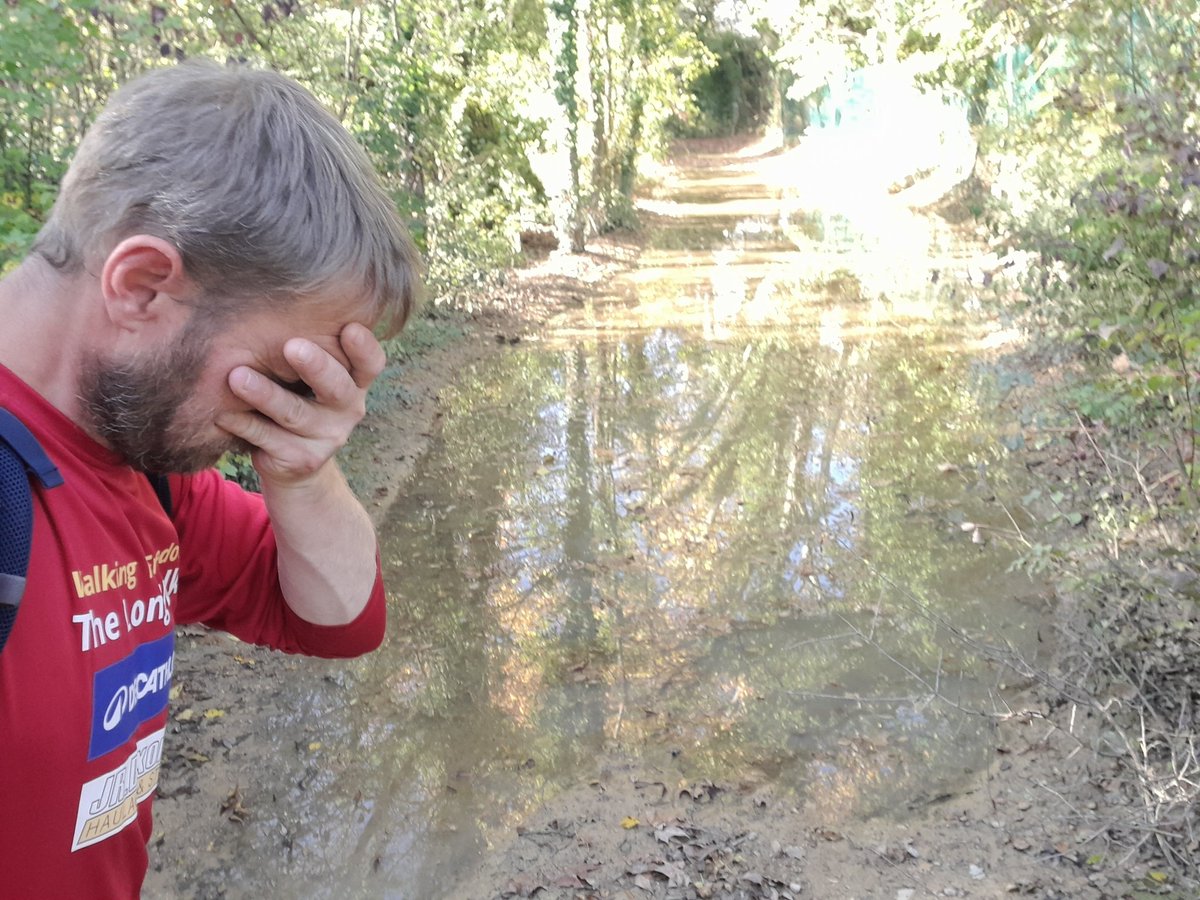 LongWalk2024's tweet photo. Day 29 completed. Had parts that laid to nowhere &amp; roads too all of which had to back track on myself alot, soon has I got on a main road I just stayed on it.

#riez isn't that far away but hello to everyone in #valensole 

@bethanychtrust

https://t.co/r9UttnrnJG https://t.co/cVYRbOGWh4