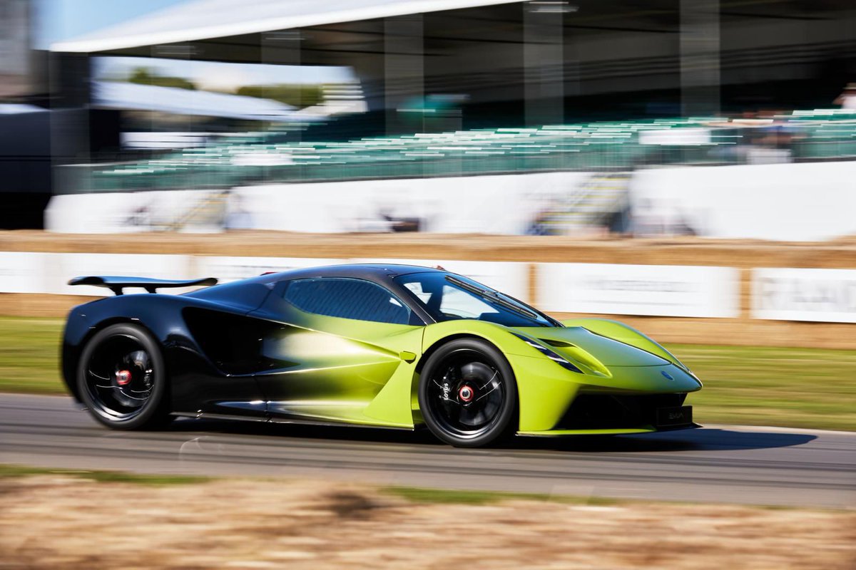 Simon Lane tweet media