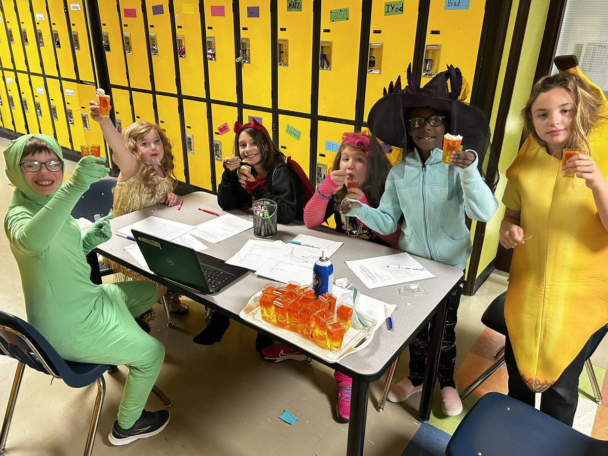 Debbie tweet media