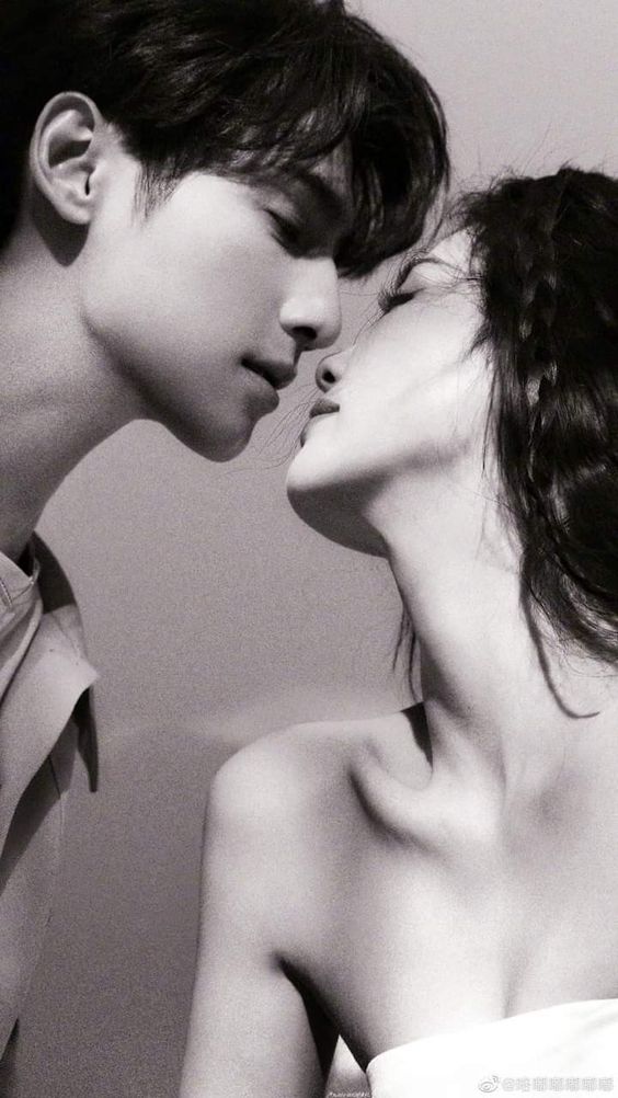 Always them. 

#LuoYunxi #BaiLu