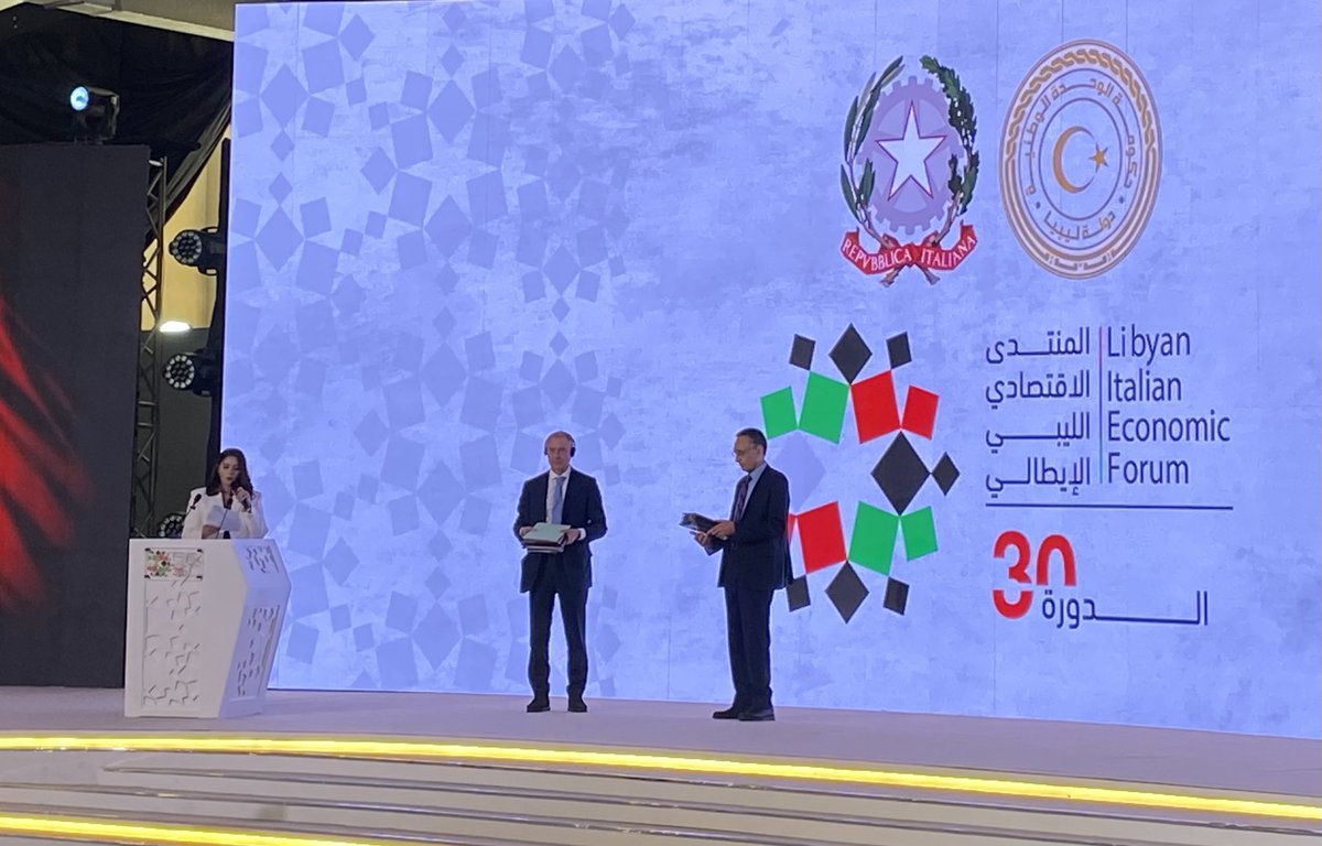 ItalyinLibya's tweet photo. Grande successo del Business Forum 🇮🇹 🇱🇾, aperto dal Presidenti Meloni e Dabaiba, presenti anche i Ministri 🇮🇹 Urso e 🇱🇾 Huej. Firmati 8 accordi in vari settori. https://t.co/MIFAlzaZFE
