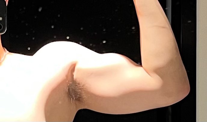v587__'s tweet photo. 今晚cos潘宏 需要调教的狗都给我送过来 https://t.co/JuBPJBrffQ