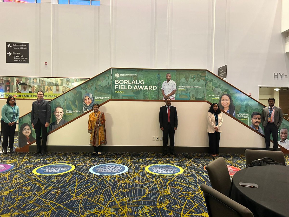 Dr. Swati Nayak (@nayak_swati) on Twitter photo A rare picture to share from <a href="/WorldFoodPrize/">World Food Prize Foundation</a> 2024 . In the frame, 6 Borlaug Field Awardees from various years who had attended this year’s event and young Angeline in the middle who designed this tribute 😊
at Des Moines , IOWA <a href="/aditimukherji/">Dr. Aditi Mukherji</a> <a href="/bramaccimmyt/">Bram Govaerts CIMMYT</a> A rare picture to share from <a href="/WorldFoodPrize/">World Food Prize Foundation</a> 2024 . In the frame, 6 Borlaug Field Awardees from various years who had attended this year’s event and young Angeline in the middle who designed this tribute 😊
at Des Moines , IOWA <a href="/aditimukherji/">Dr. Aditi Mukherji</a> <a href="/bramaccimmyt/">Bram Govaerts CIMMYT</a>
