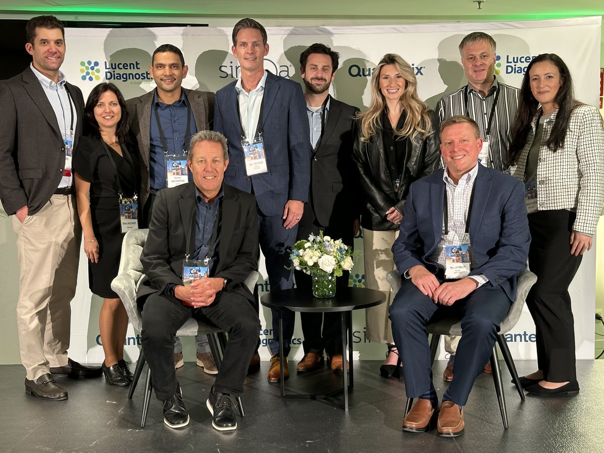 QuanterixSimoa's tweet photo. Thanks to all who joined us at our fireside chat last night with Dr. Henrik Zetterberg. Mark Roskey, our Chief Scientific &amp; Collaboration Officer led a fun conversation highlighting various Tau biomarkers and their importance for developing disease therapeutics. #CTAD2024 #simoa https://t.co/EgJ66nkWEf