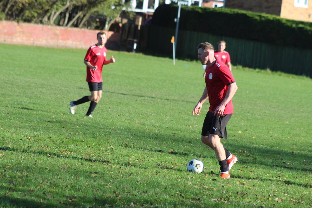 <a href="/BarnsleySunday/">Barnsley And District Sunday League</a> <a href="/AFCPogmoor/">AFC Pogmoor</a>