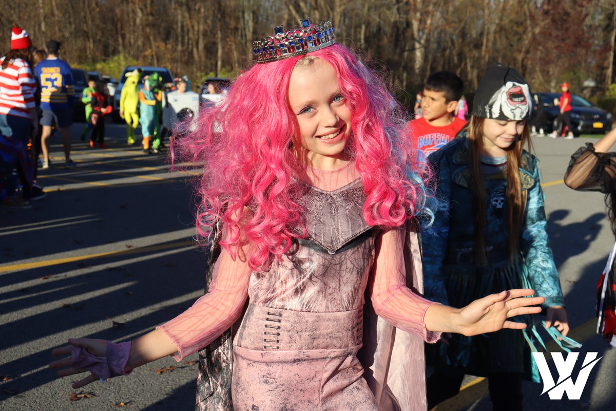 No Tricks!  Just a treat to see the fun and creativity of our Dodgers!

Full gallery: dodge.williamsvillek12.org/about-us/distr…