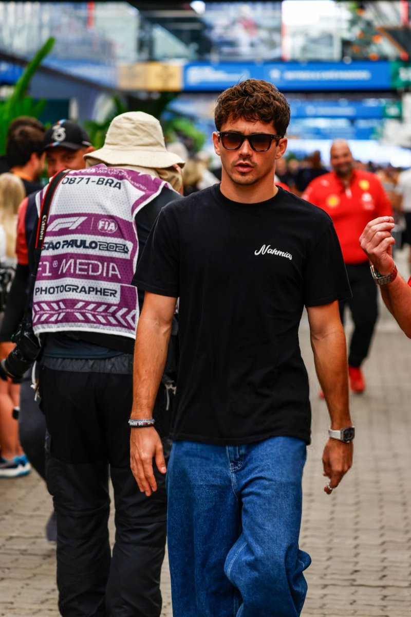 ` (@khavvrtz) on Twitter photo 