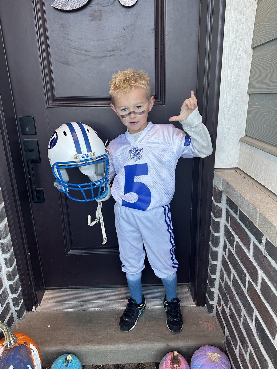 My little dude wanted to be <a href="/darius_lassiter/">DL</a> for Halloween!