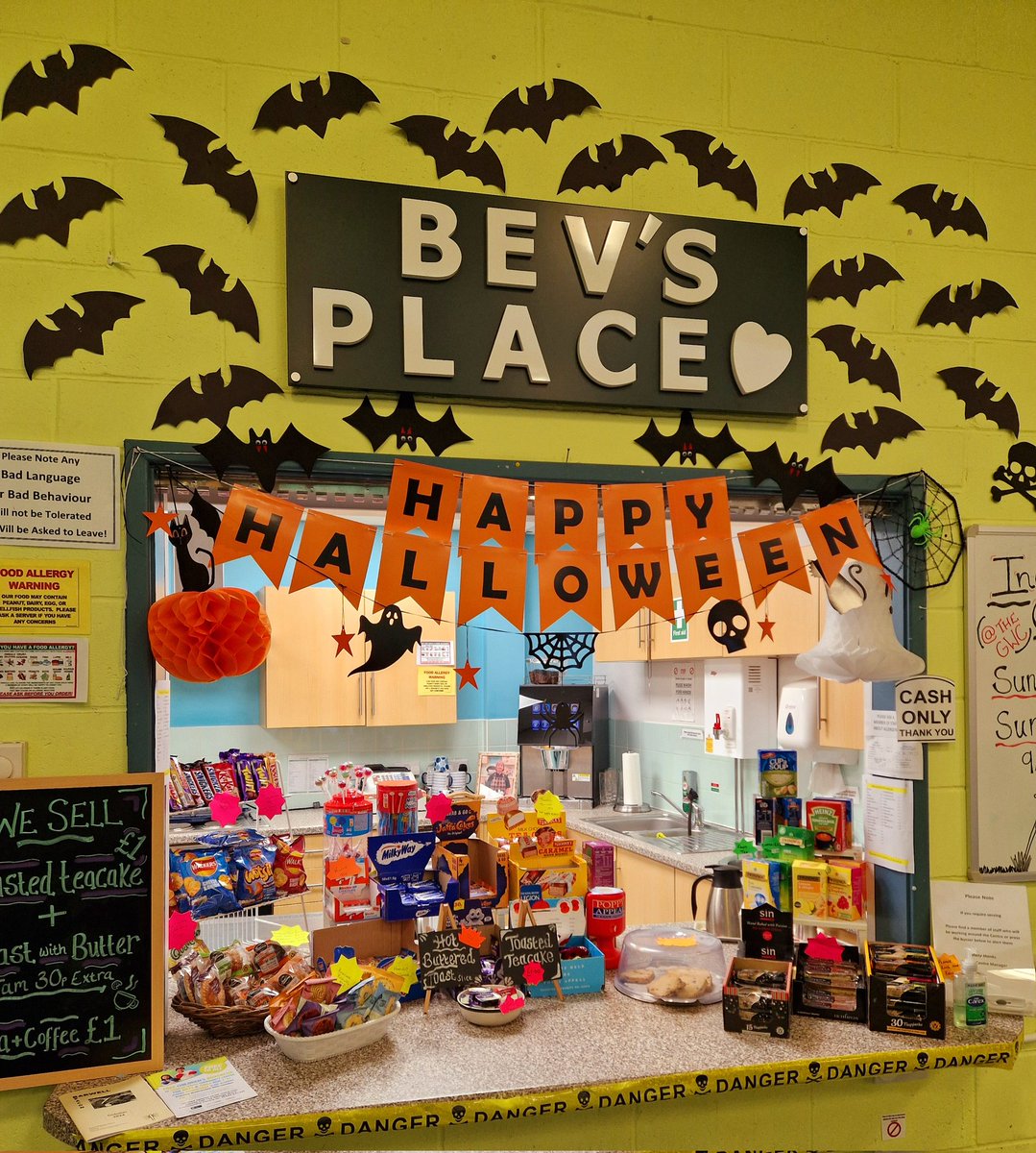 GWCbarwell's tweet image. 👻 🎃 👻 🎃 👻 🎃 👻 🎃 👻 🎃 👻 

From us all here at The George Ward Centre, we'd like to wish everyone a happy and safe Halloween! 
#Barwell