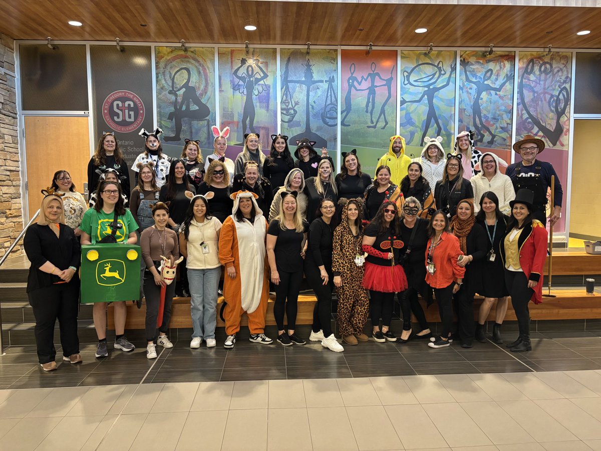 Halloween Fun at the St. Gregory Farm! 🧑‍🌾 👩‍🌾 🐄 🐖 🐑 🐈‍⬛ 🚜 🐴 🐰 <a href="/HCDSB/">Halton Catholic DSB</a>
