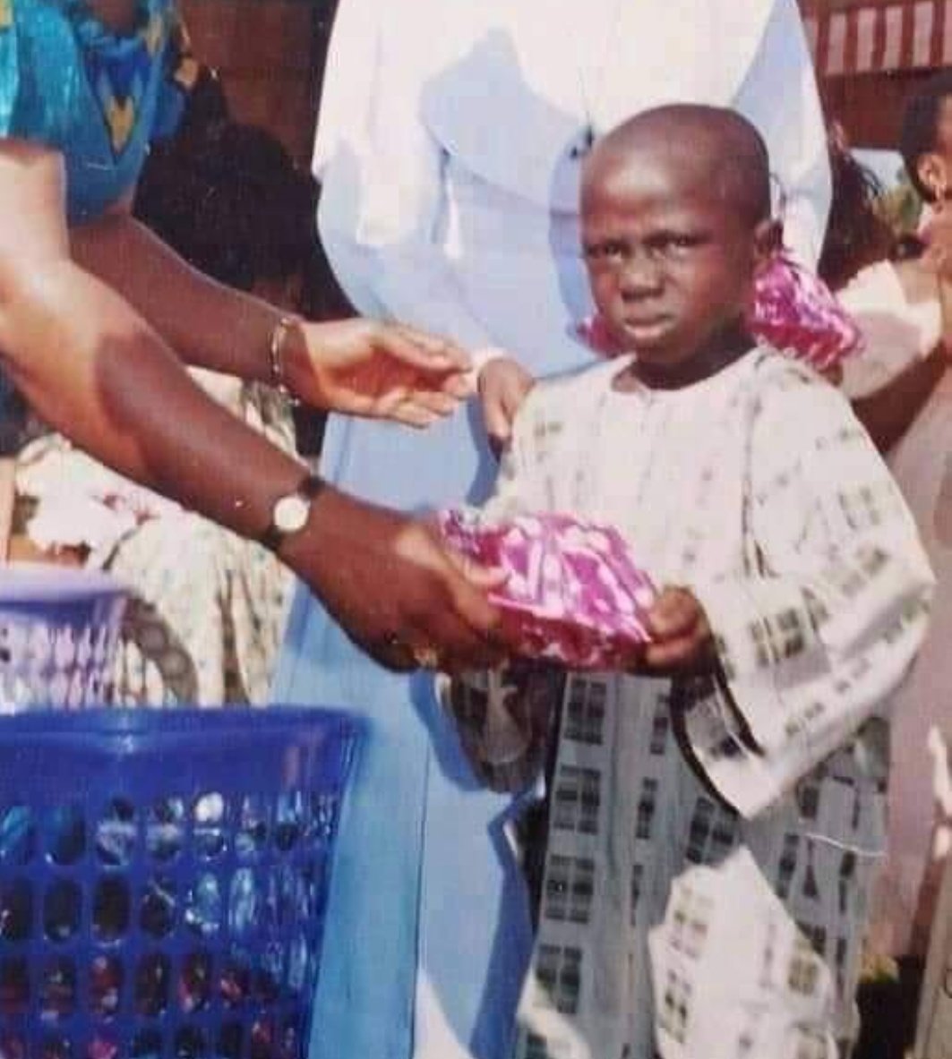 datawizz_'s tweet photo. Kenyans receiving that public holiday.... https://t.co/EOVPpv2aPw