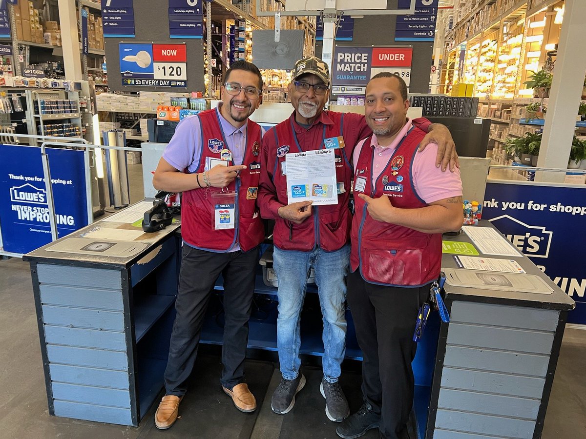 Amazing shout outs today for credit!! William from our electrical department and Michele our front end cashier!!
<a href="/Javi3rD/">Javier Dominguez</a> <a href="/SedeekahP/">Sedeekah Pinnock</a> <a href="/PCowan_2284/">Patricia Cowan</a> <a href="/GeorgeArias_HR/">George Arias</a> <a href="/SamCharles07/">Sam Charles</a>