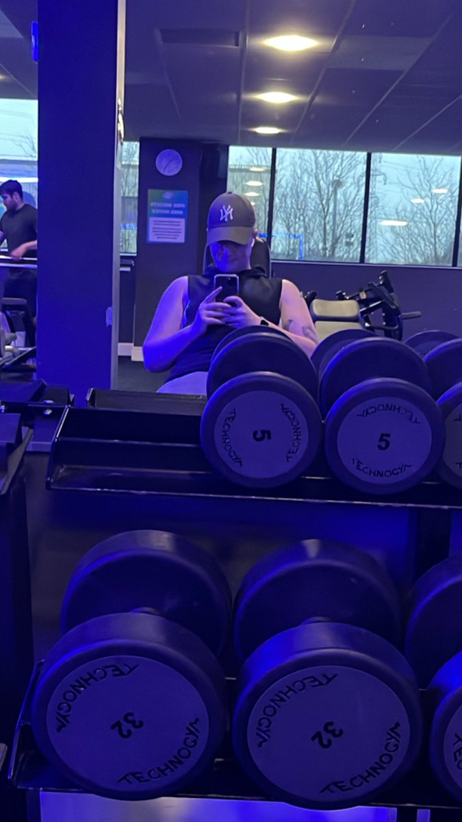 TODAY IS THE DAY

It is my birthdayyyyyy

It is also day 100/100 of the 100 day challenge. Mad proud of myself. Spooky stream later where I’ll play a horror game with my bestie. We are 9 followers away from 1k. Help me grant my birthday wishes?🥹