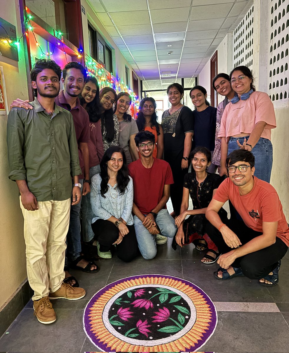 SandhyaLab's tweet image. Diwali vibes at @SandhyaLab!✨️
Colors, laughter and festive spirit!

Wishing everyone a very happy and prosperous Diwali!🪔
@tvmiiser @bio_iisertvm #DiwaliCelebration