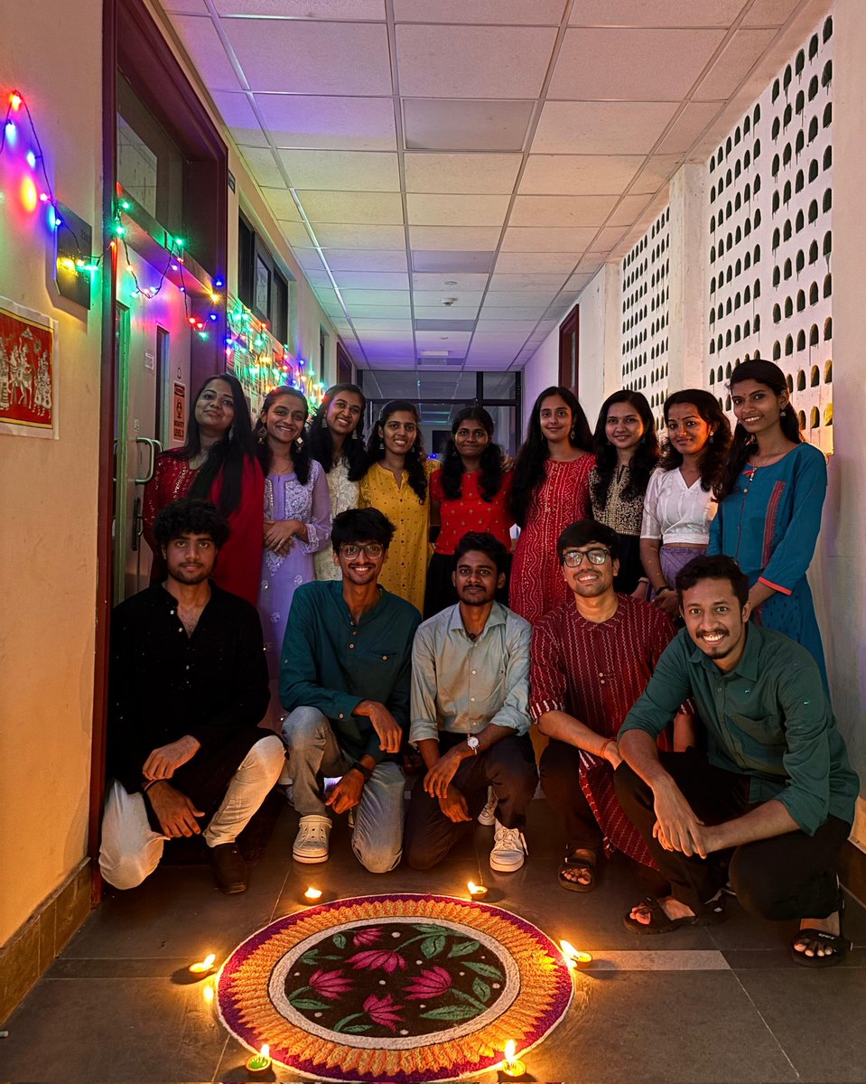 SandhyaLab's tweet image. Diwali vibes at @SandhyaLab!✨️
Colors, laughter and festive spirit!

Wishing everyone a very happy and prosperous Diwali!🪔
@tvmiiser @bio_iisertvm #DiwaliCelebration