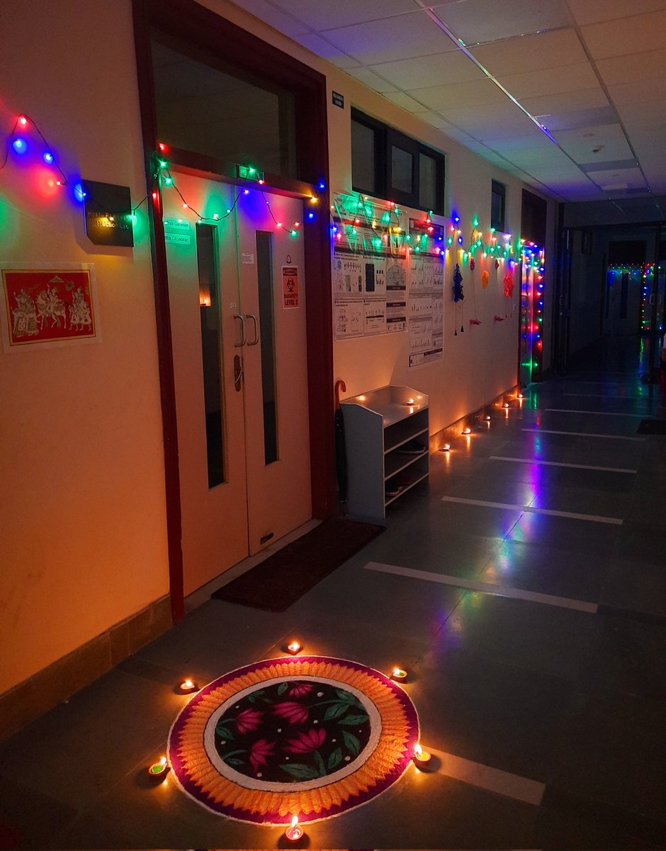 SandhyaLab's tweet image. Diwali vibes at @SandhyaLab!✨️
Colors, laughter and festive spirit!

Wishing everyone a very happy and prosperous Diwali!🪔
@tvmiiser @bio_iisertvm #DiwaliCelebration