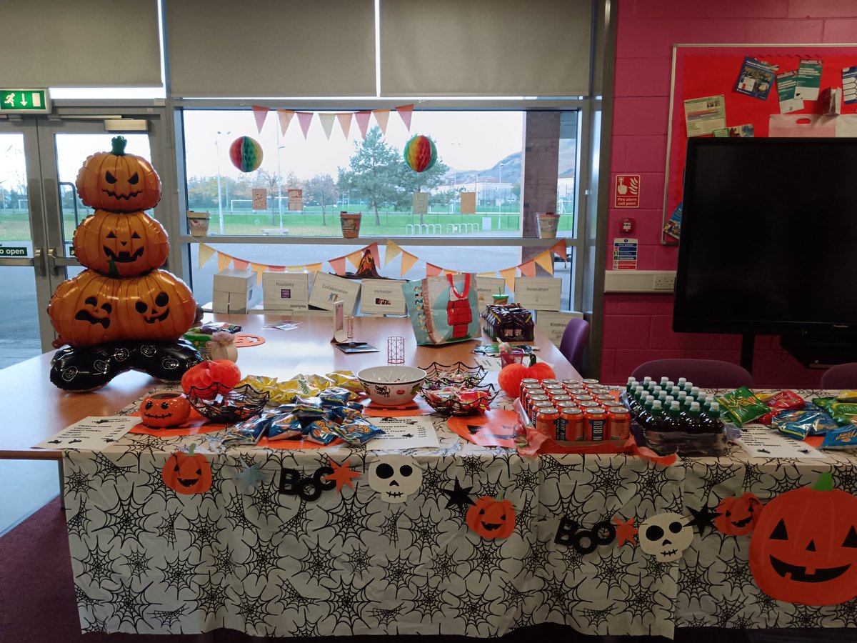 AlvaClassics's tweet photo. Great effort from S3 pupils and colleagues today @AlvaAcademy who manned the Hallowe'en tuckshop to raise funds for @ypi_scotland. Thanks to all who bought treats or donated 🎃 @AlvaRmps @AlvaGeography @MissGFreeland https://t.co/fn6OmEV8Ci