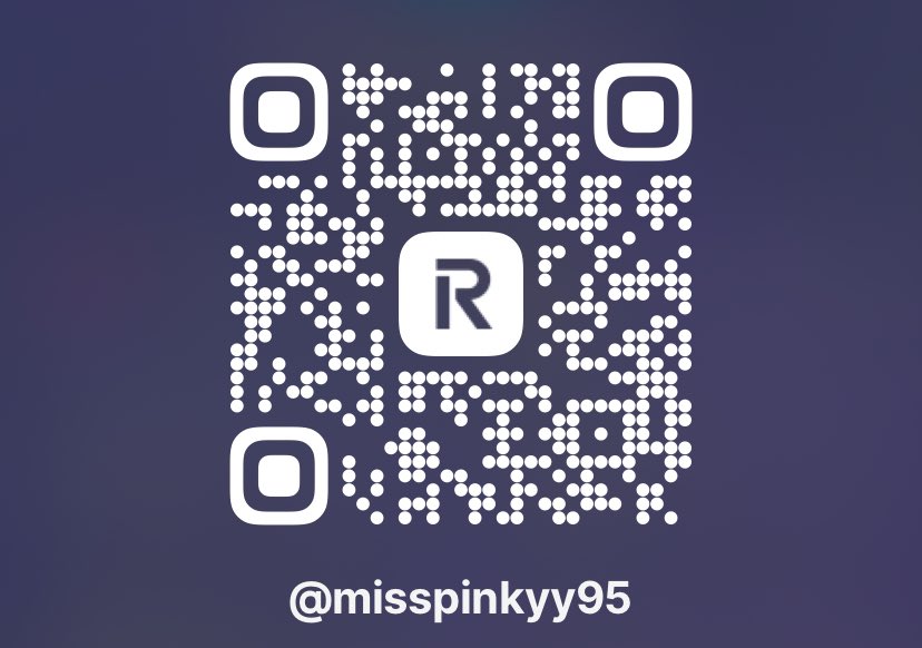 MissPinkyy95 tweet media