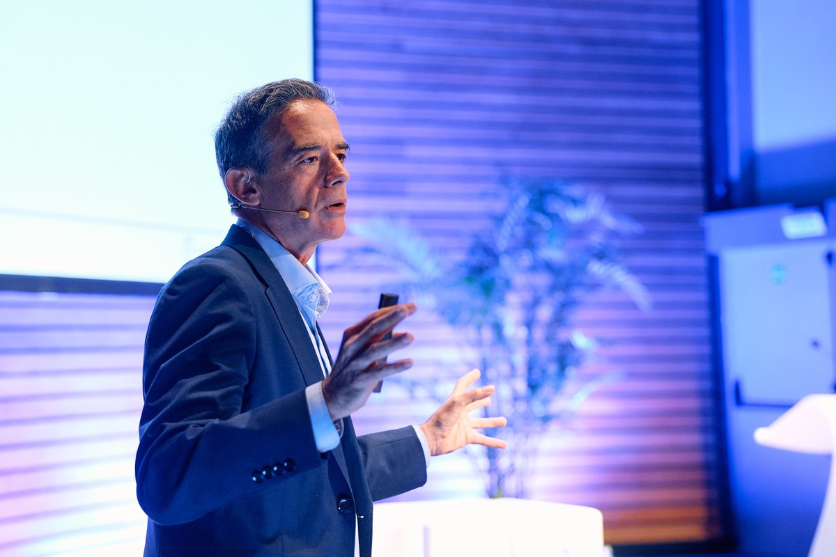 🤩 Encontrar la inspiración, impulsar tus ideas, crecer. Disfruta de esta conferencia inspiracional que nos brinda Guillermo Dorronsoro.

📺 Síguelo desde aquí.

🔗 cican2024.es/en-directo/

#CICAN2024