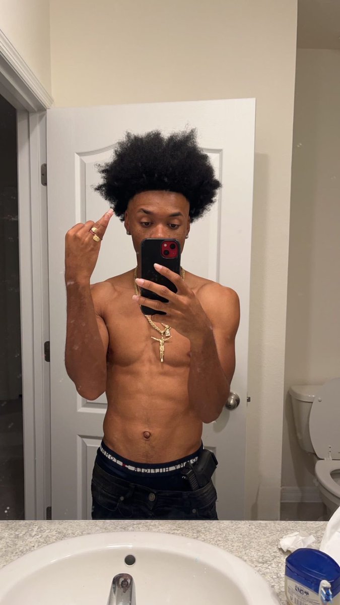 Pluto 🌐 tweet media