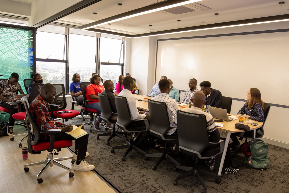 openmapping_esa's tweet photo. We had an incredible time today hosting @youthmappers  leaders from different chapters in Nairobi with the @USAID #GeoCenter team.

We're thrilled to connect with the next generation of geospatial leaders.

Thank you to everyone who joined us! 

#GIS #Youthengagement https://t.co/jS3cLABzDT