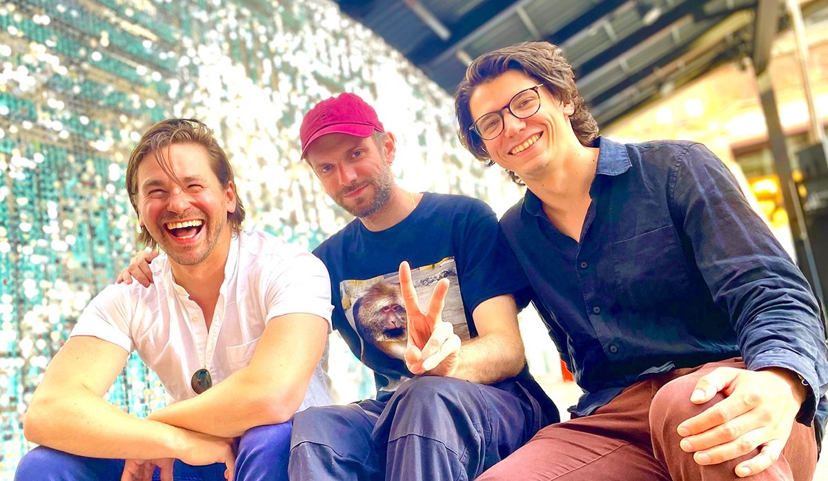 PopMatters's tweet photo. INTERVIEW: Office Culture's Sprawling New LP "Finds Beauty in the Shrapnel"

➡️ https://t.co/XdoDW0HzCB

Winston Cook-Wilson (@ratsonly) discusses collaboration, influences, and making dumb sounds on a synthesizer. 'Enough' is a #PMPick out now via @ruinationrecs. - @Ingalls1969 https://t.co/LHn920vAbm