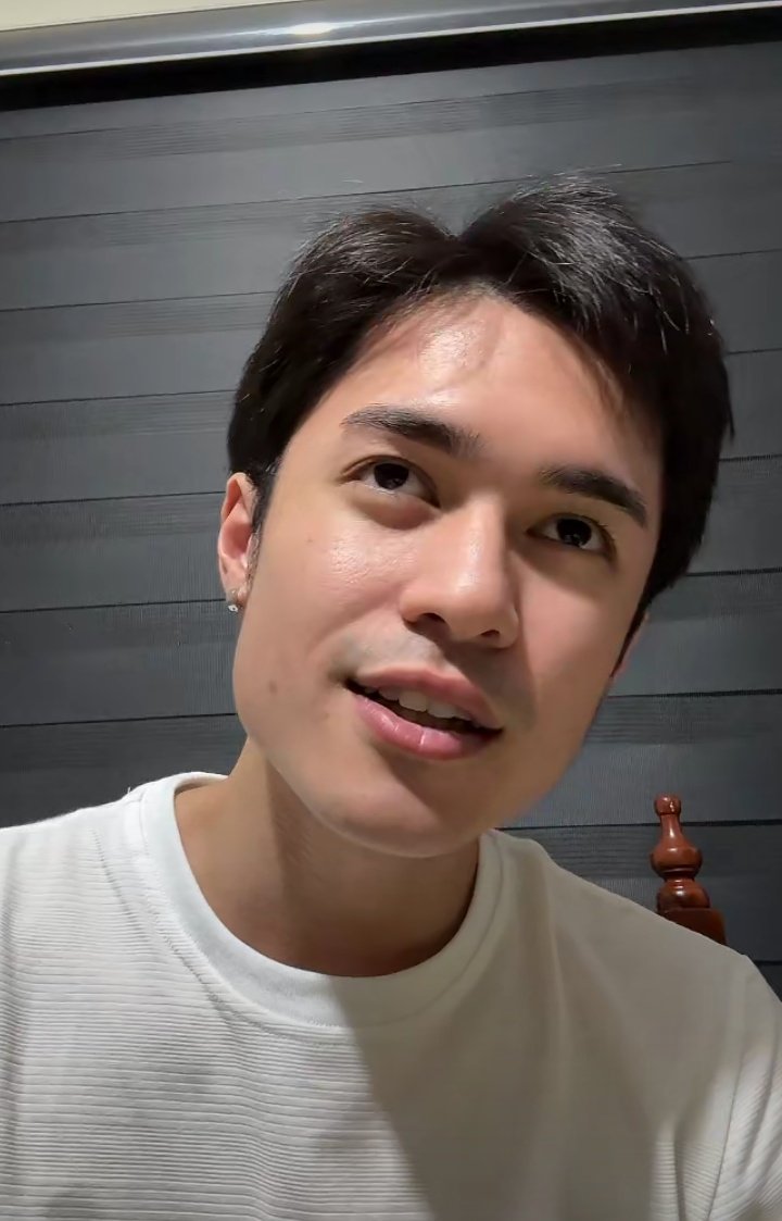 KCuenca88679's tweet photo. Why you so pogi @dylan_yturralde
#AskDylan https://t.co/uvWm9leqf0