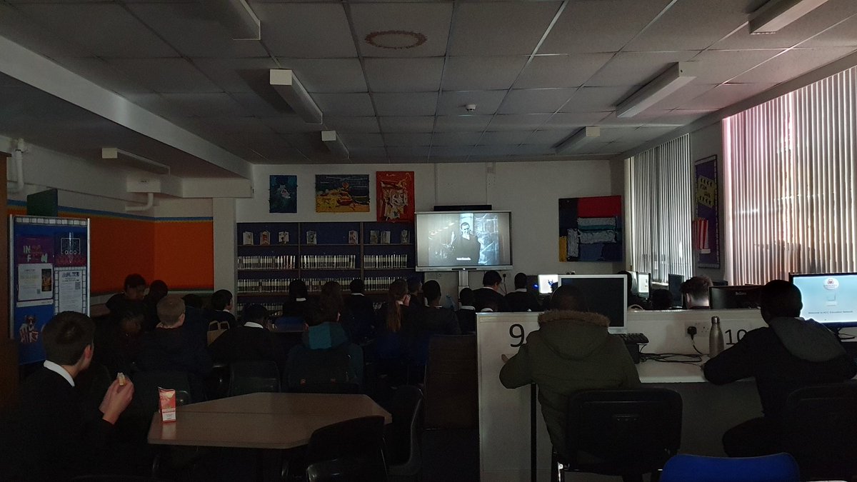 HarlawLibrary's tweet photo. Happy Halloween from Harlaw ๐
Today in @intofilm_edu club we're watching Dracula with the great Bela Lugosi ๐งโโ๏ธ๐ฆ @intofilm_scot #filmisfun #oldiesbutgoodies #classicfilms https://t.co/VGGCqSxG4C