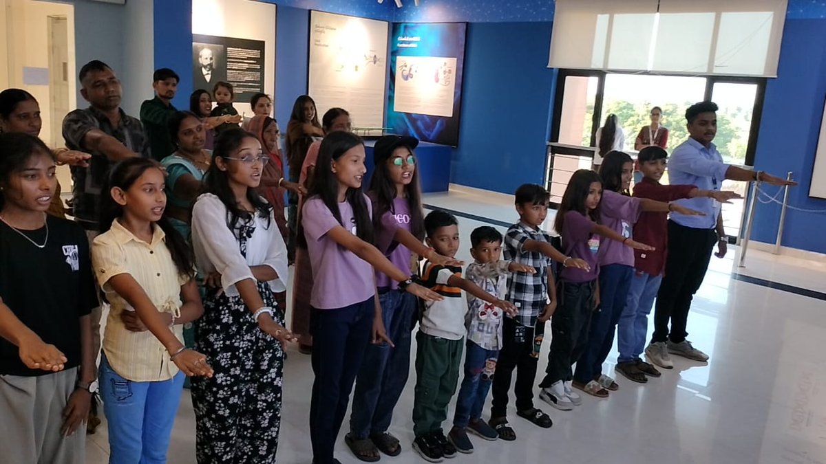 RscPatan's tweet photo. @RscPatan has celebrated #National_Unity_Day on the occasion of birth anniversary of Sardar Vallabhbhai Patel in which participants were made aware about his life and legacy & took oath for #National_Unity.
@InfoGujcost @dstGujarat @narottamsahoo https://t.co/XattWjE4y2
