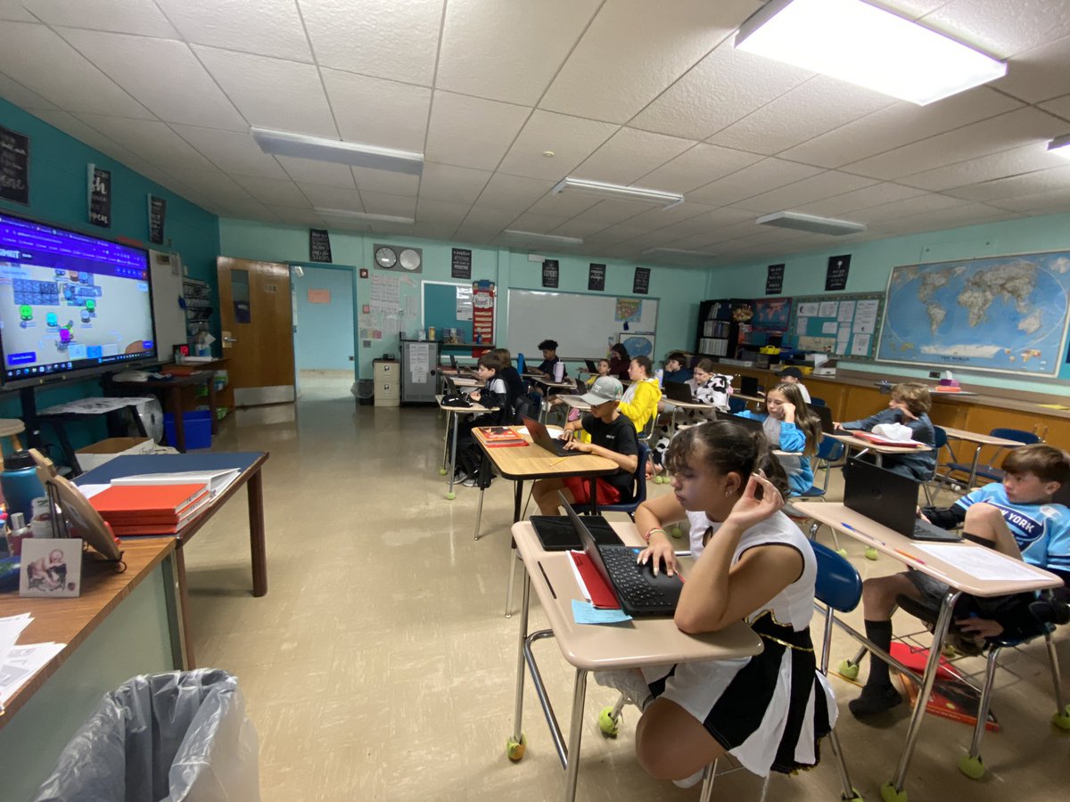 Mrs. Spitzer tweet media